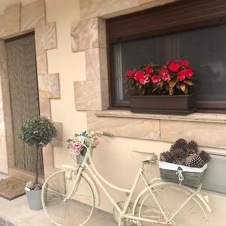 El Corro, Acogedora Casa Con Jardin En El Corazon De Cantabria בית נופש