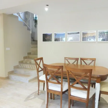 El Corro, Acogedora Casa Con Jardin En El Corazon De Cantabria