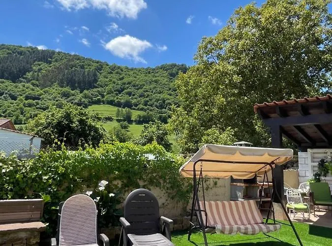 Holiday home El Corro, Acogedora Casa Con Jardin En El Corazon De Cantabria *
