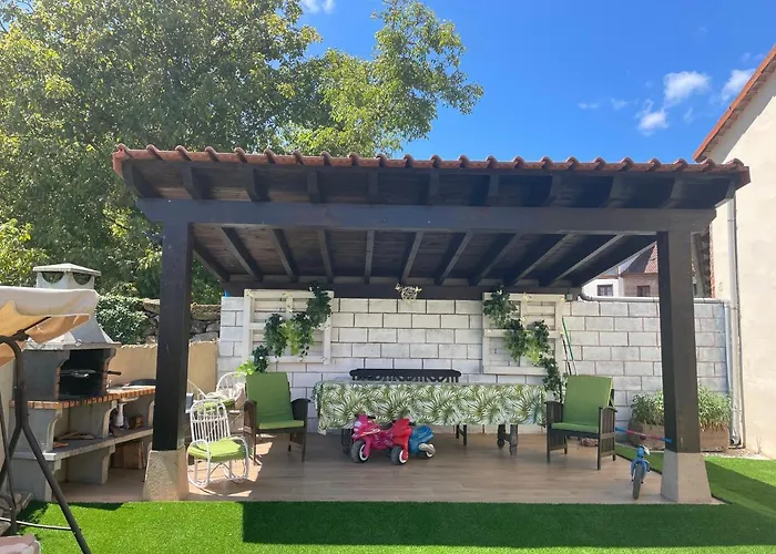 Holiday home El Corro, Acogedora Casa Con Jardin En El Corazon De Cantabria Villasuso de Cieza