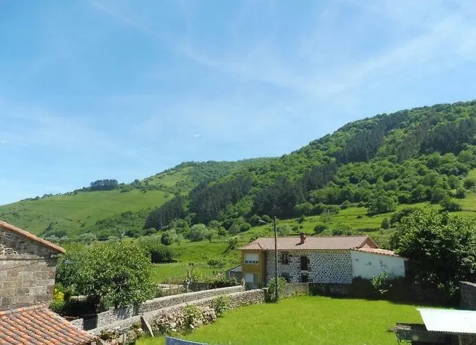 El Corro, Acogedora Casa Con Jardin En El Corazon De Cantabria * Villasuso de Cieza